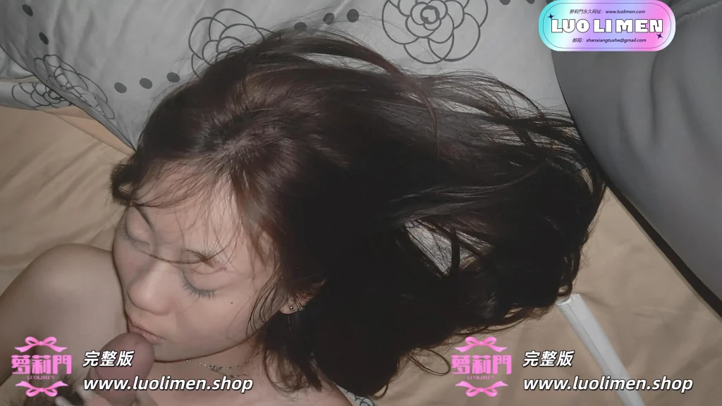 图片[7]-高颜值美眉露脸性爱自拍 被男友疯狂调教深喉 渔网情趣制服-萝莉萌妹